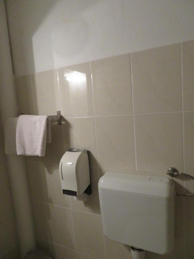 Guesthouse Ob Sotocju Budic Brezice Exterior photo
